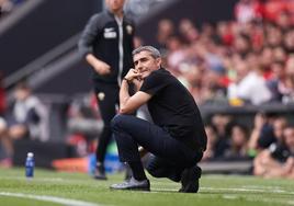 Ernesto Valverde, en un partido en San Mamés.