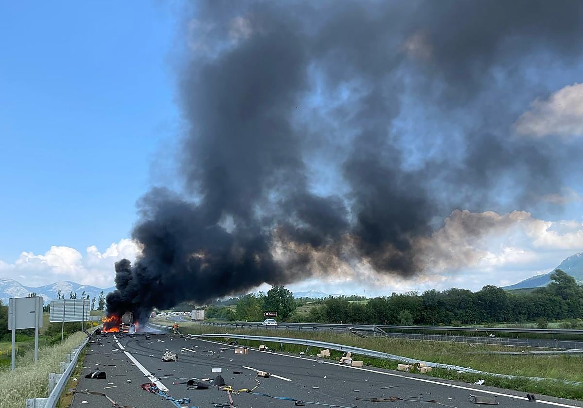 La A-1 volvió a ser escenario ayer de un accidente mortal.