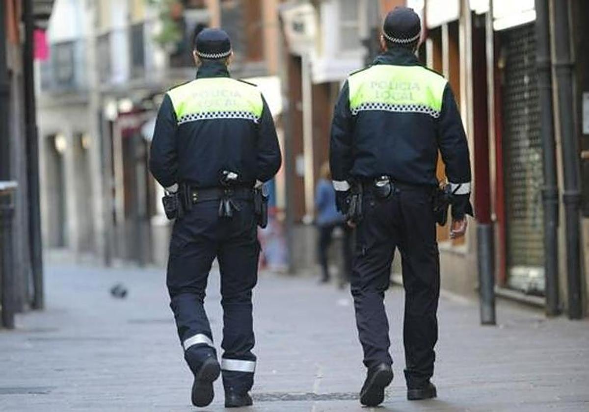 Detenido por agredir a su pareja en el barrio de Arana