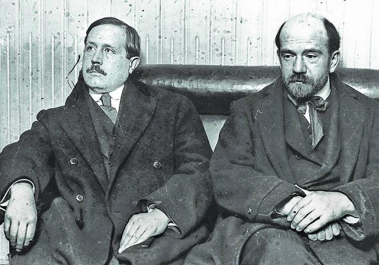 Generación. Azorín, junto a Pío Baroja, dos autores del 98.