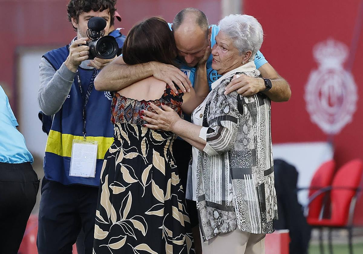 El emotivo adiós de Mateu Lahoz, que se retira con un último show