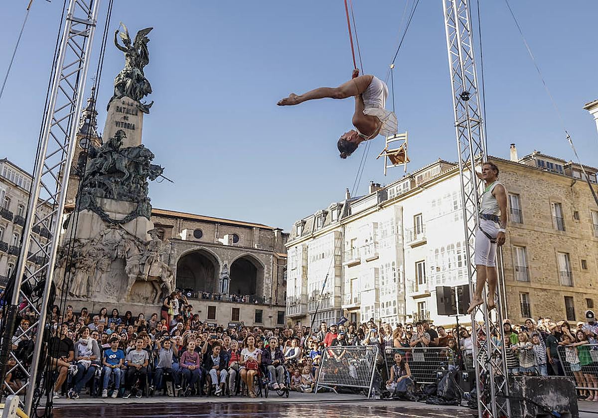 Kaldearte transforma Vitoria en un gran teatro