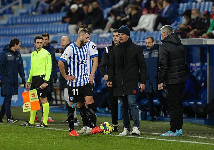 Luis García y Rioja, durante la derrota de la primera vuelta en Mendizorroza.