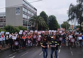 La concentración en solidaridad con las personas encausadas ha estado muy concurrida.