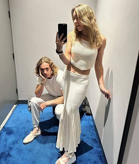 Imagen secundaria 2 - Las románticas vacaciones de Badosa y Tsitsipás en Dubai