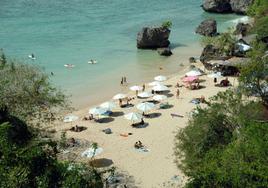 Una playa turística en Bali.