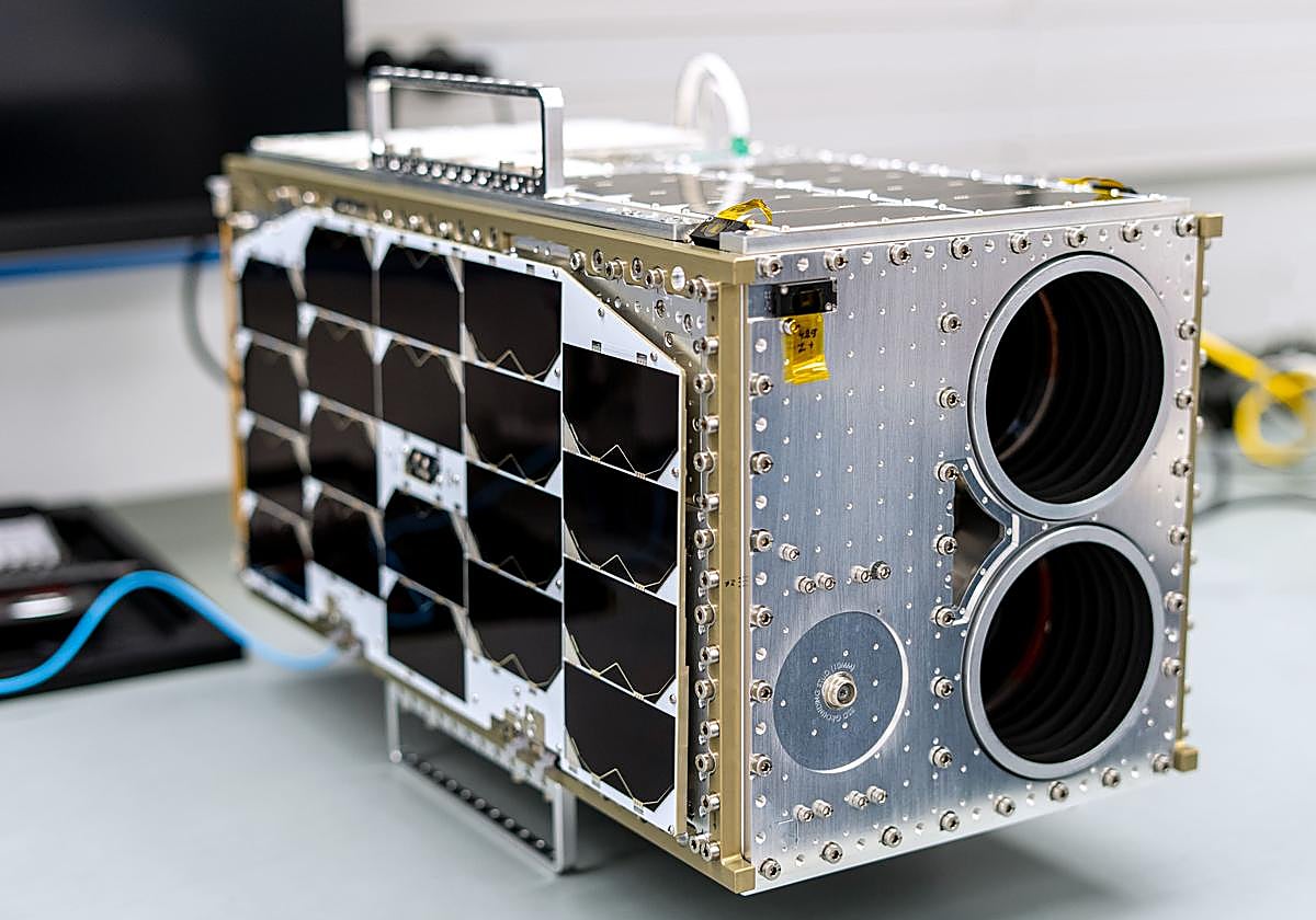 Imagen del Gei-Sat Precursor.