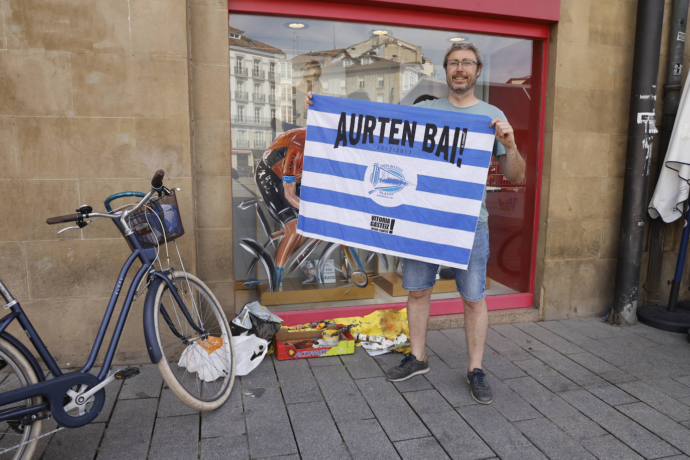 Las mejores fotos de Vitoria y Valencia en la previa del Levante-Alavés