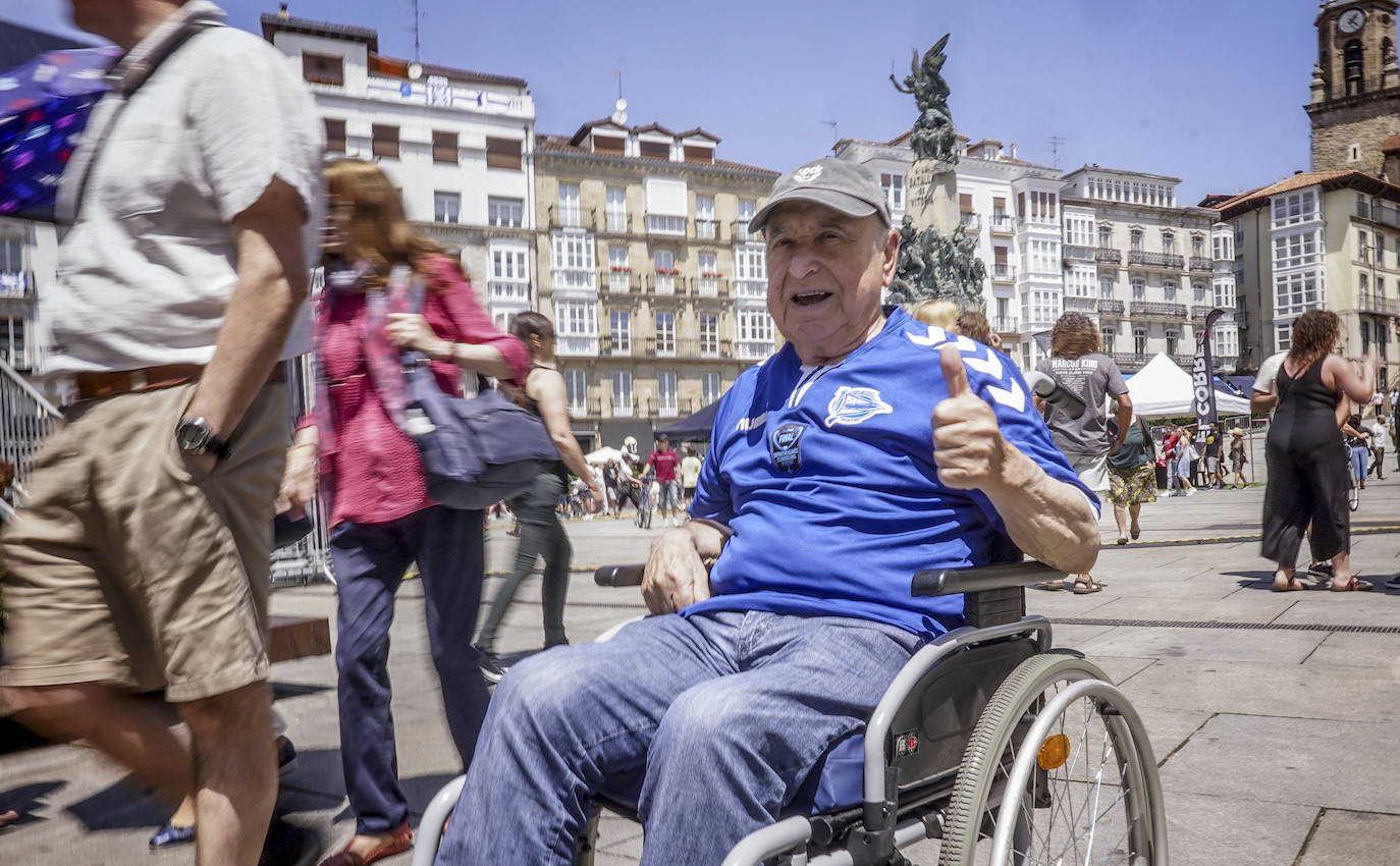 Las mejores fotos de Vitoria y Valencia en la previa del Levante-Alavés
