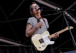 Chuck Prophet, en plena actuación.