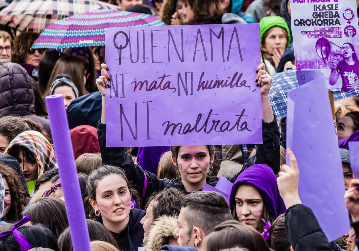 Mujeres mejor protegidas