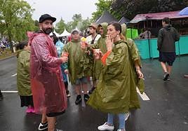 Entre las pocas cosas cuestionables de la edición del Azkena Rock 2023 está la lluvia.