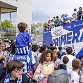 Los vídeos de la fiesta del Alavés: autobús, Virgen Blanca...