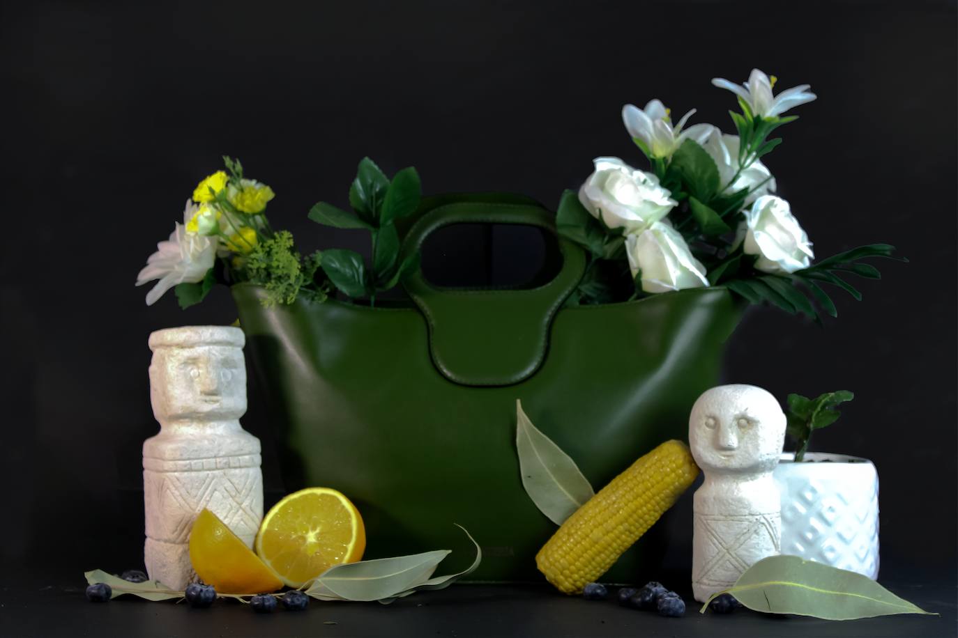 Los bolsos de piel de cactus creados por una madre e hija vizcaínas que llegan a EE UU