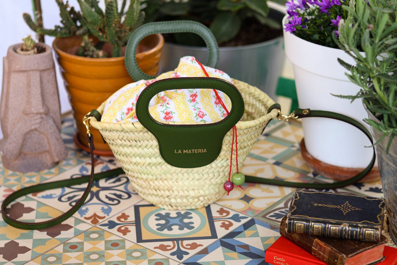 Los bolsos de piel de cactus creados por una madre e hija vizcaínas que llegan a EE UU