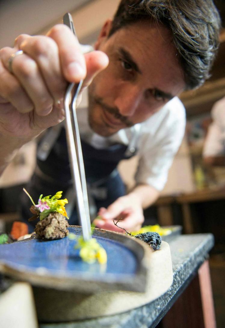 El chef Virgilio Martínez, en Central (Lima).