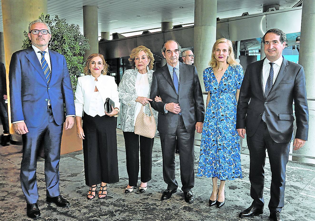 Íñigo Barrenechea, Nieves García, Pilar Aresti, Enrique Portocarrero, Carmen Corra y Peio Belasteguioitia.