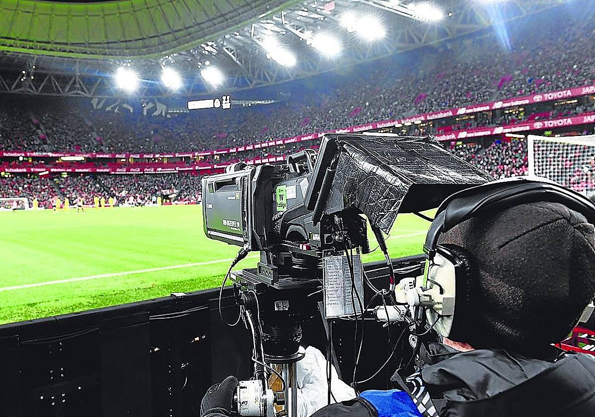 La Liga cede a cambio de 2.000 millones un 8,2% de los derechos televisivos durante 50 años.