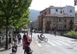 Vista de la Avenida San Esteban en Etxebarri.