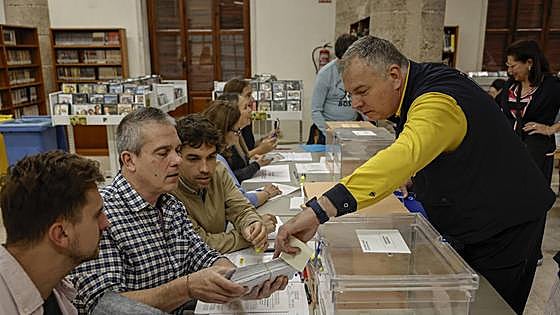 El voto por correo se dispara y se convierte en clave para frenar la abstención el 23-J