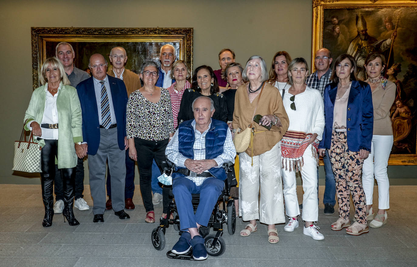 El equipo del museo, restauración y colaboradores del museo. 