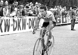 Eusebio Vélez, en una de sus victorias en los años 60.