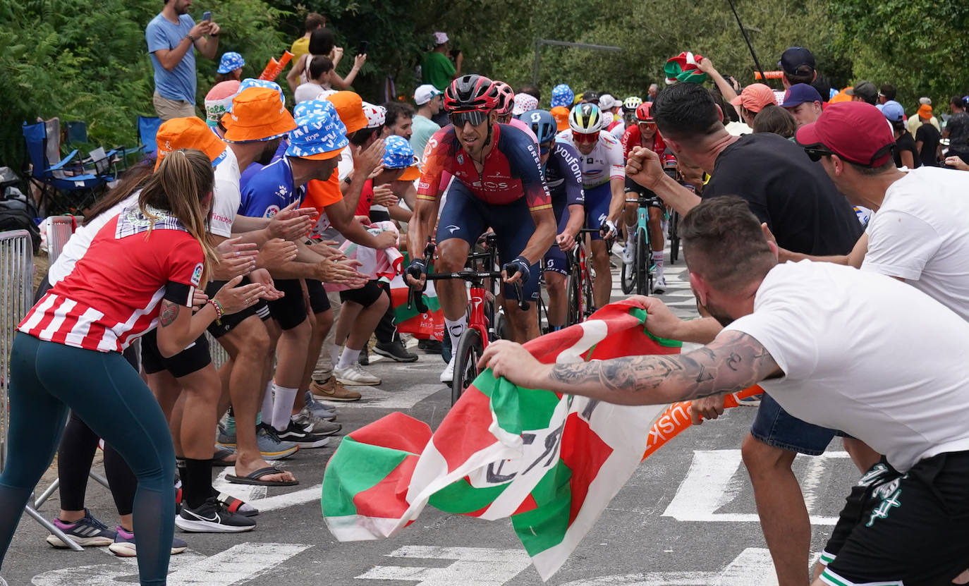 Fiesta en la subida al Pike Bidea