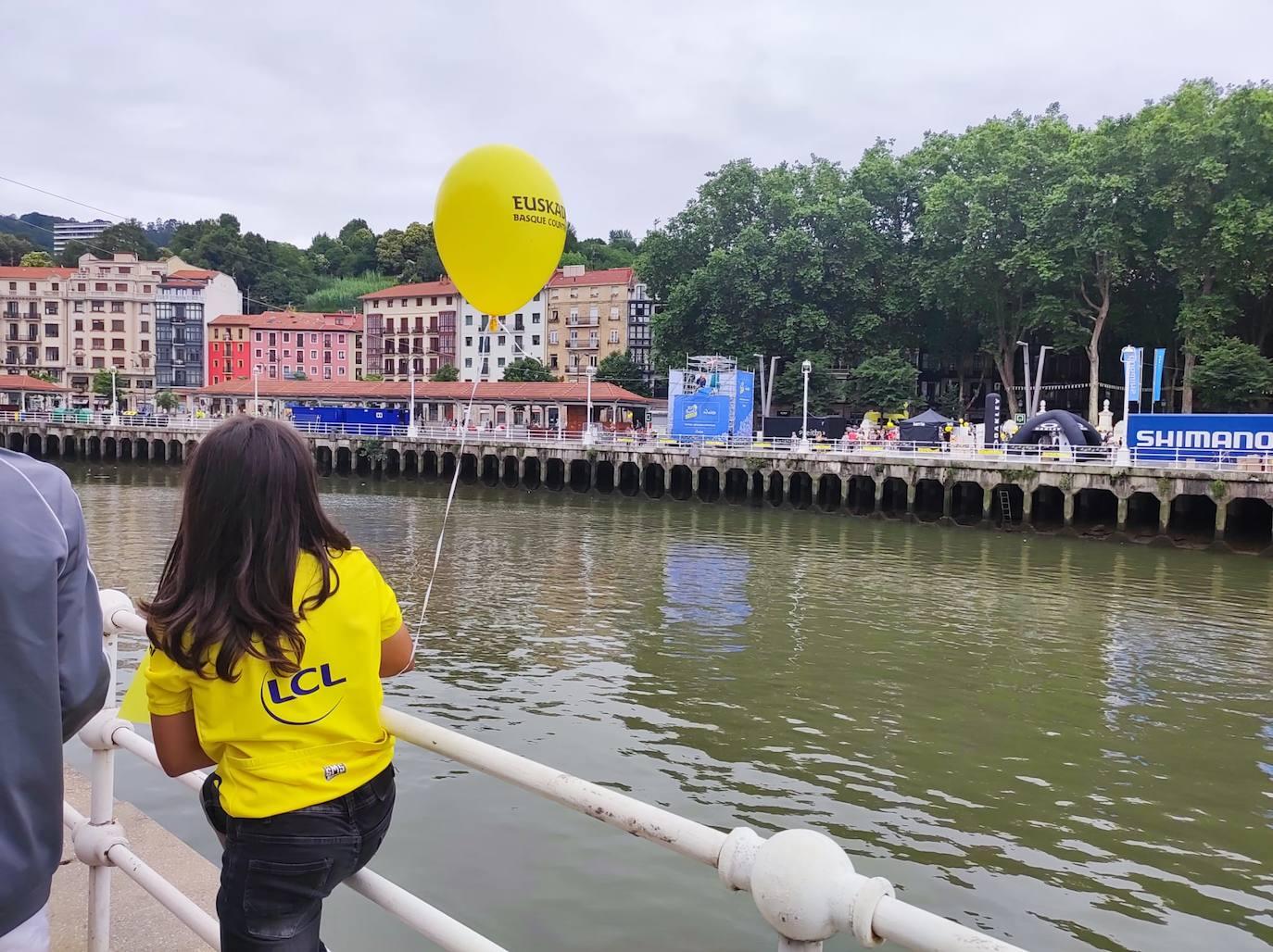 Espectacular ambiente en Bizkaia por la primera etapa del Tour