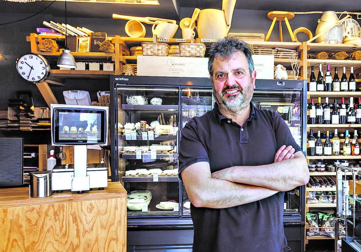 Multinacional de dos. «Queseando somos mi mujer y yo. Y hay muchas cosas por hacer porque también hacemos eventos», destaca Andoni Vigalondo.