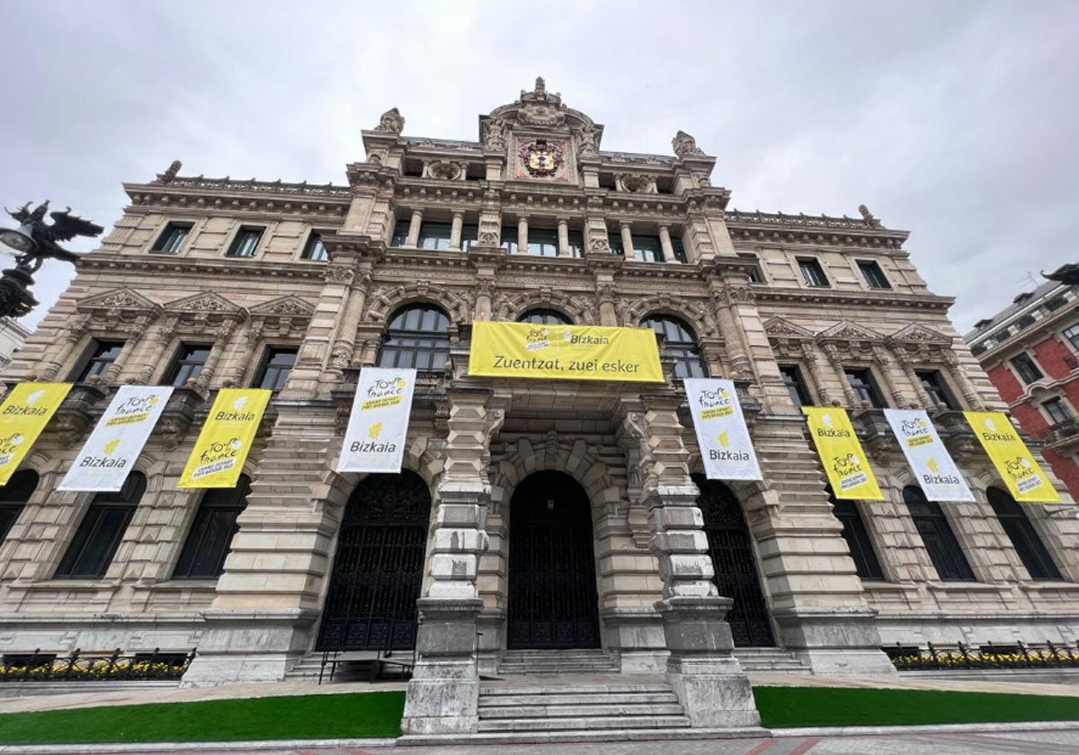 Espectacular ambiente en Bizkaia por la primera etapa del Tour