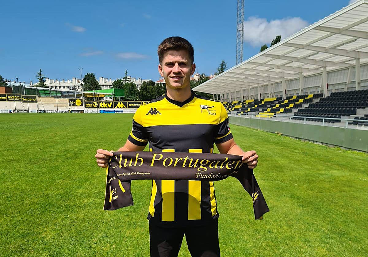 Jon Urkiza regresa al Portugalete tras militar esta última temporada en el Barakaldo.