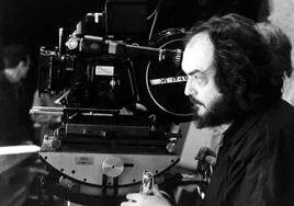 Stanley Kubrick durante el rodaje de 'El resplandor' (1968).