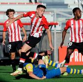 El Sestao River se hace con la cesión de Ibai Sanz