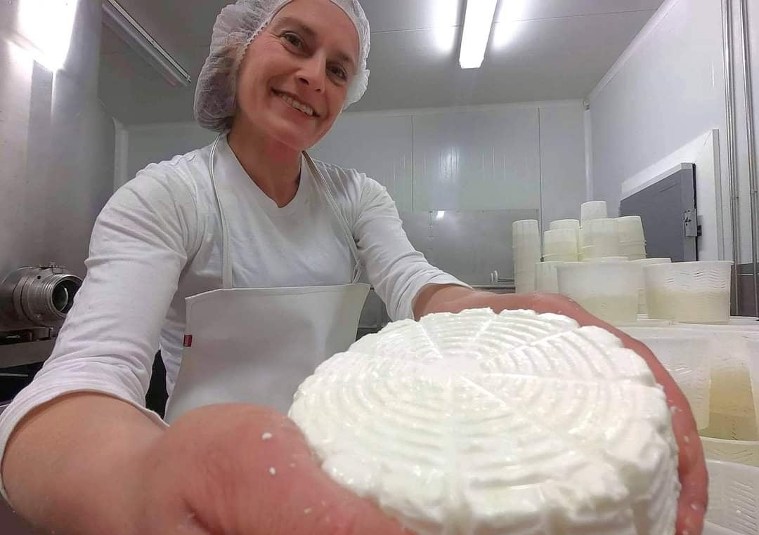Otzara gazta, el recuperado queso de cesto, es láctico, cremoso, untuoso.