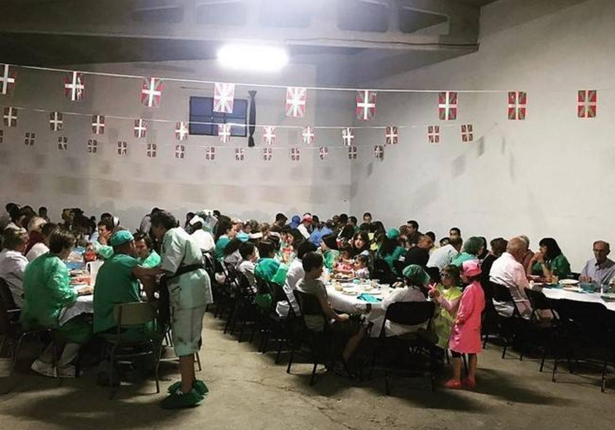 Una de las comidas populares celebradas durante las fiestas de Heredia.