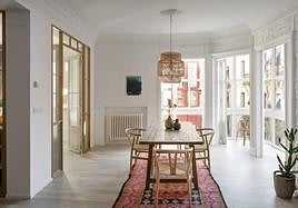 El piso clásico (pero moderno) de una pareja en la calle Sombrerería del Casco Viejo.