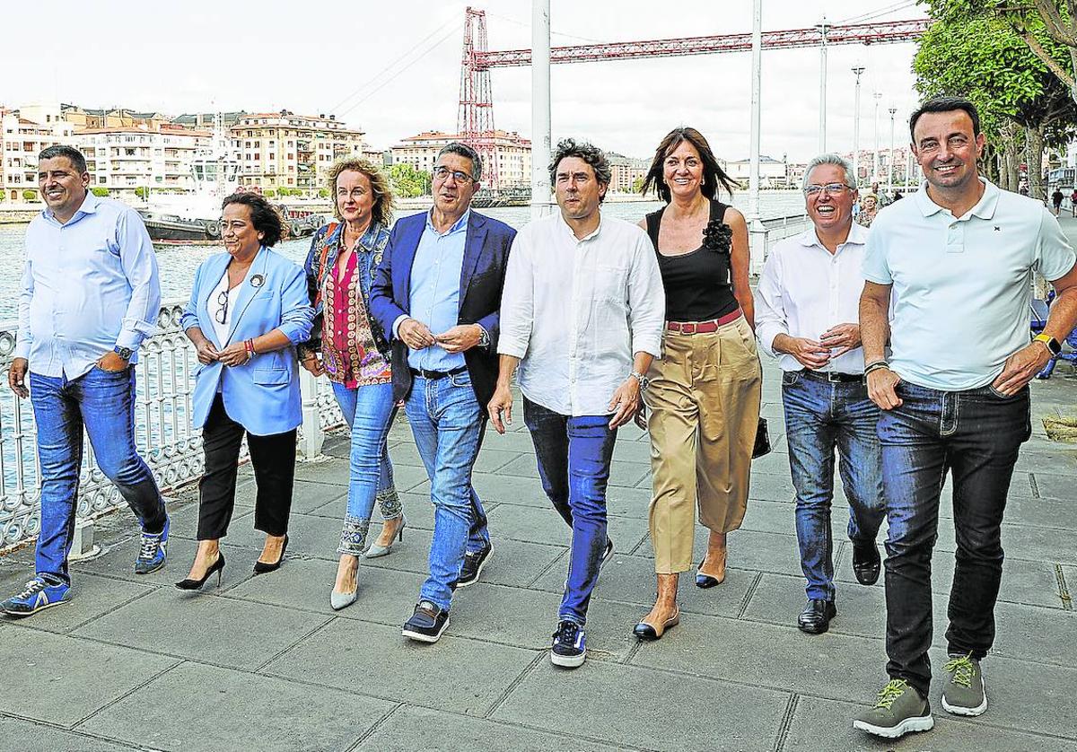 Los candidatos del PSE por Álava, Gipuzkoa y Bizkaia cerraron ayer la campaña en un acto en Portugalete encabezado por Eneko Andueza.