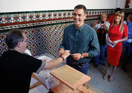 Sánchez siente «buenas vibraciones» y Feijóo avisa: «Nos jugamos tener un gobierno sólido»