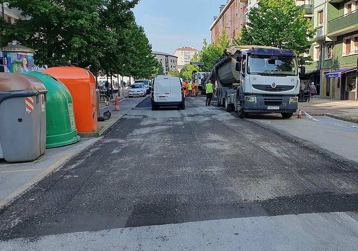 El materiAl fresado en las carreteras servirá para hacer nuevo asfalto.