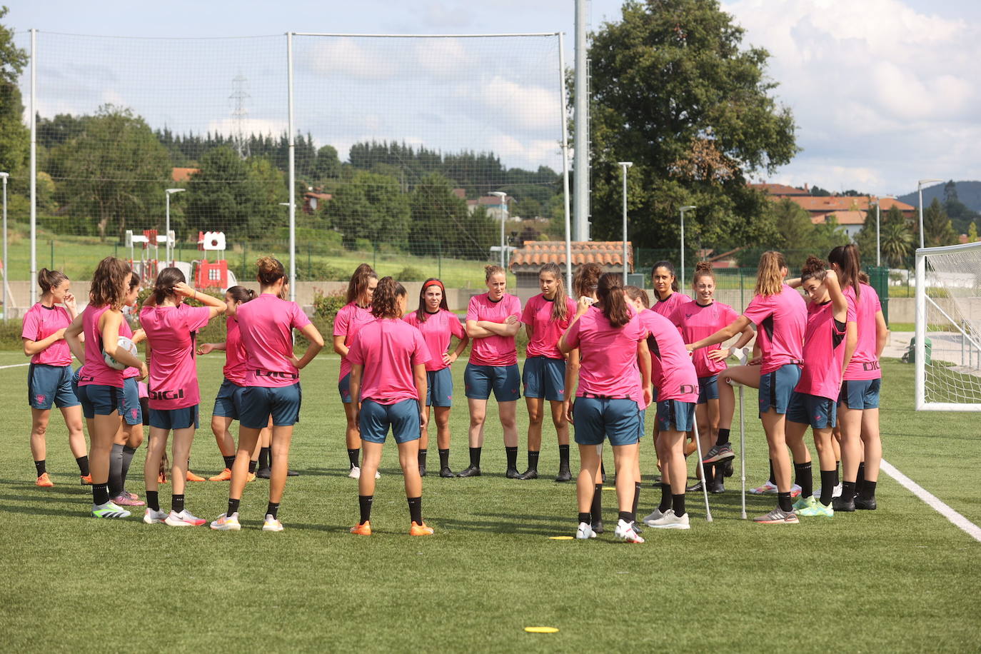 El Athletic de Aznar comenzará la Liga en Lezama contra el Granada, recién ascendido