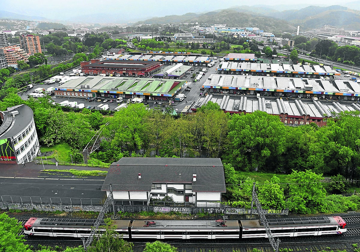 Vista áerea del centro alimenticio de Mercabilbao.