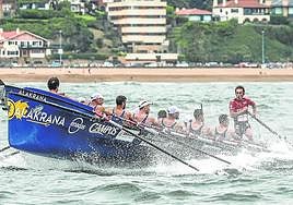 Urdaibai rompió la regata en el segundo largo.