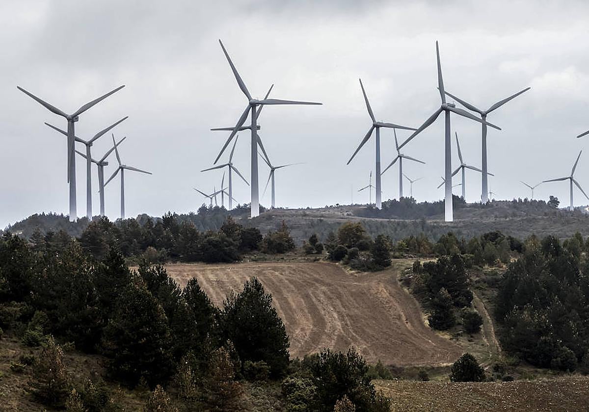 Aerogeneradores del parque alavés Elguea.