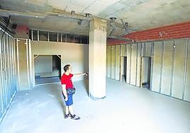 Fernando Herrero en el local en el que ya se ha hecho alrededor de un 40% de la obra de acondicionamiento.