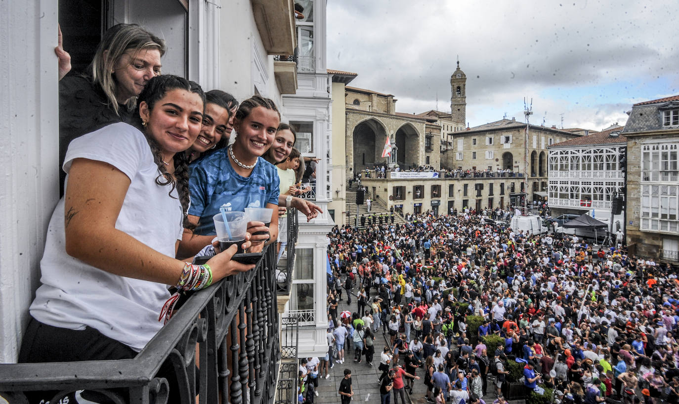 Las mejores fotos del Chupinazo y la Bajada de Celedón