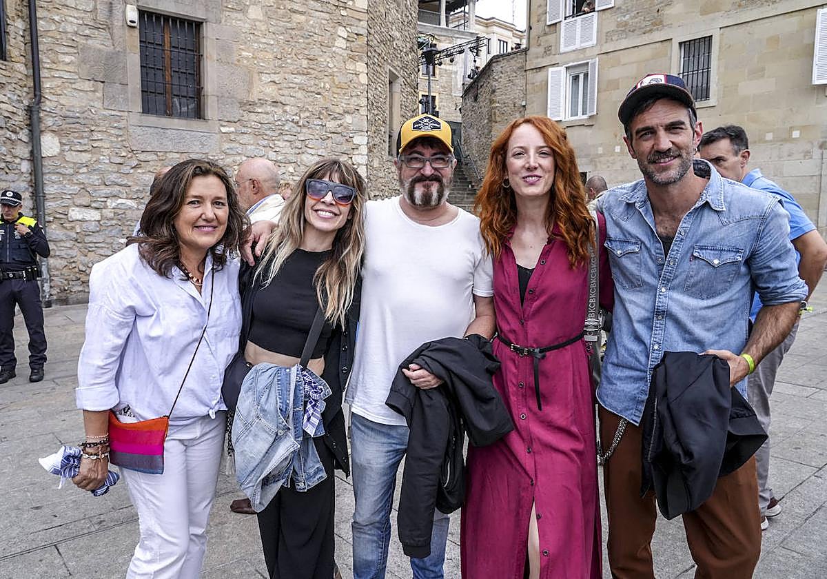 Marta Monfort, Mara Guil, Gorka Aguinagalde, Rebeca Sala y Jon Plazaola.