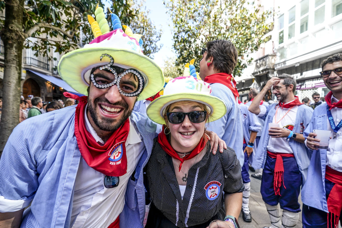 La fiesta sin fin de neskas y blusas