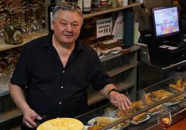 José Ros, el responsable de Taberna Dos, en Ledesma.