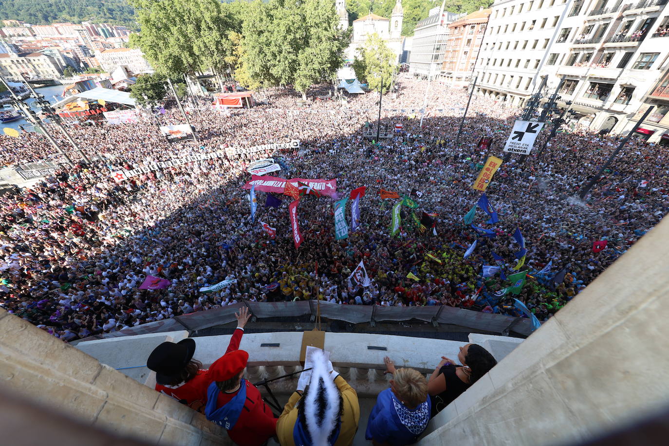 Bilbao descorcha la Aste Nagusia