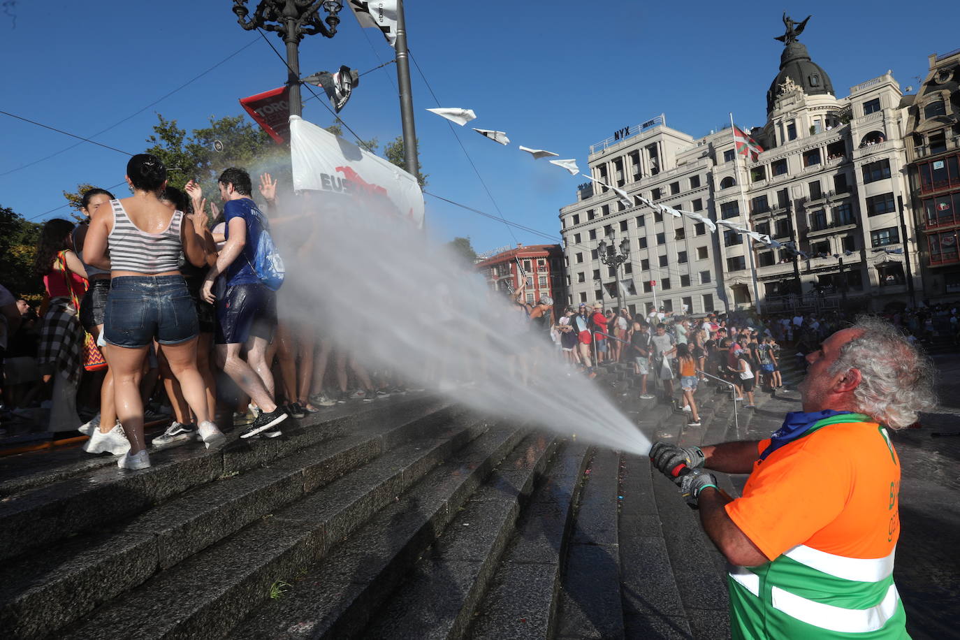Bilbao descorcha la Aste Nagusia